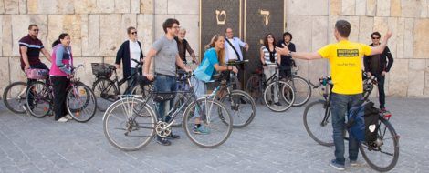 Fahrrad Stadtführung - Synagoge auf dem St.-Jakobs-Platz, München